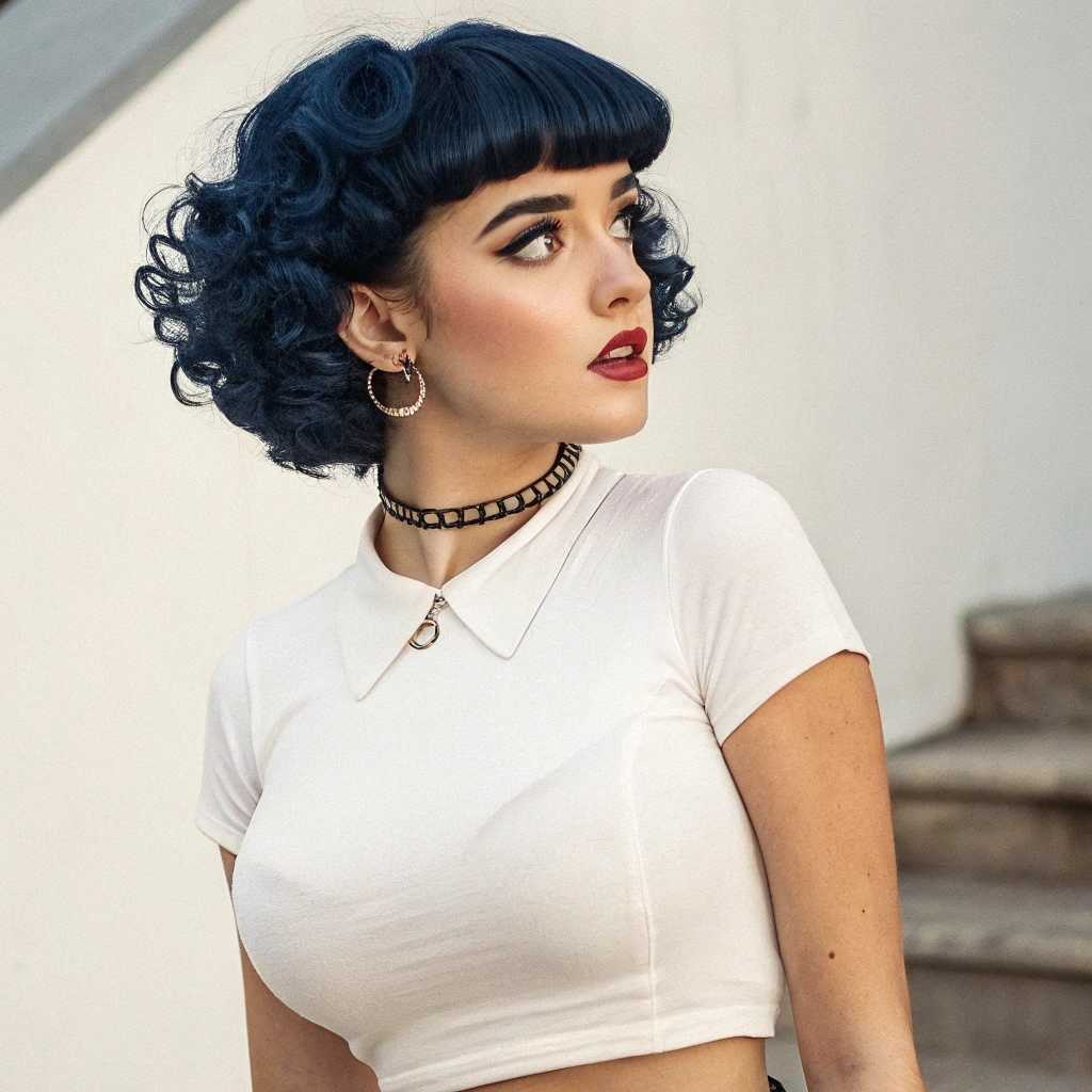 Retro Glamour with a Modern Twist