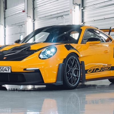 PORSCHE 911 GTR3