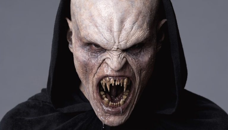 Snarling Pale Menace in Shadow