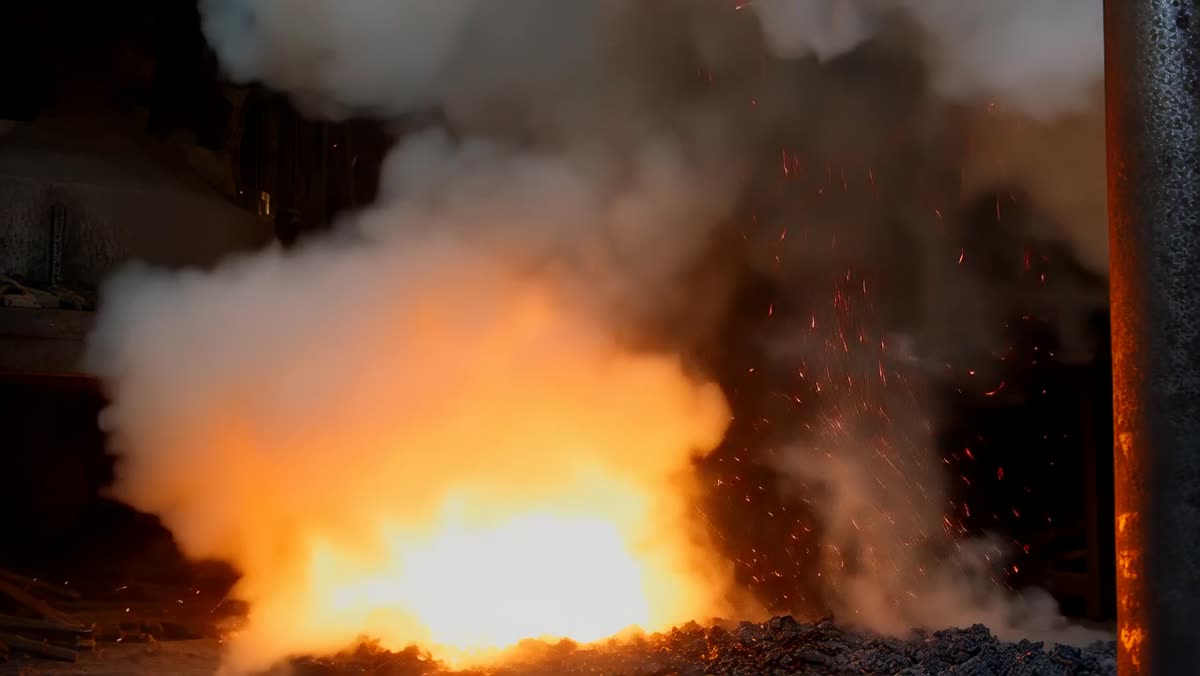 Best AI Video Model for Fire and Smoke: 3 Runs Timed example