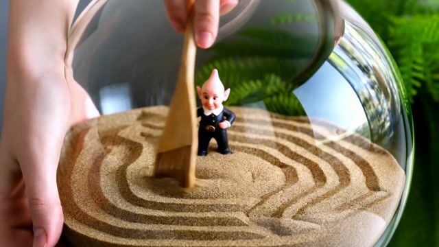 Zen Garden in a Glass Sphere: A Miniature World of Tranquility